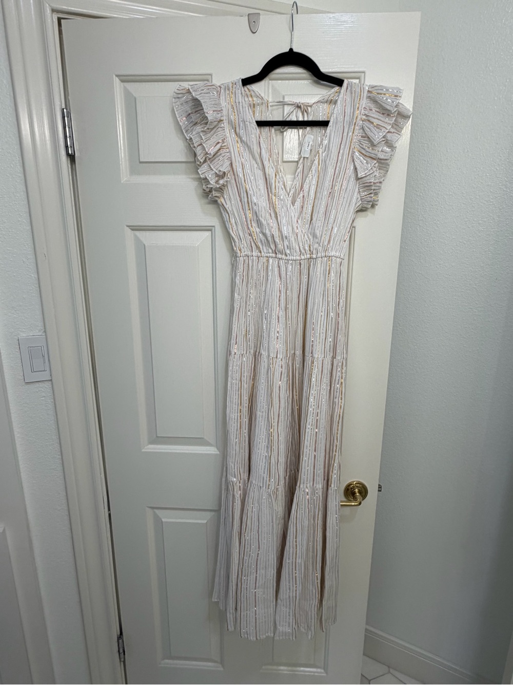 Sleeveless Ruffle Maxi Dress - White with Gold Stripe